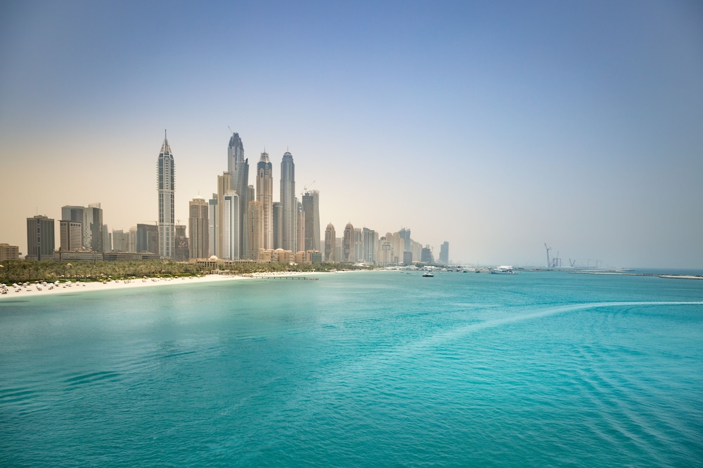 Rove Dubai Marina 48/49