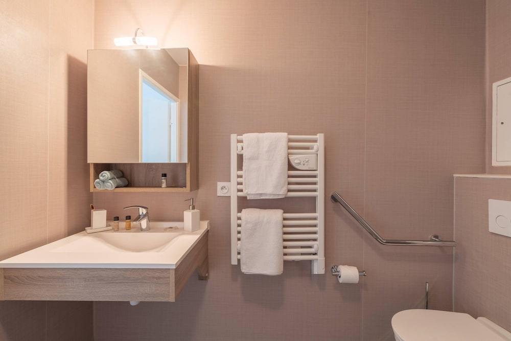 Quality Aparthotel Moissy-Cramayel 33/38