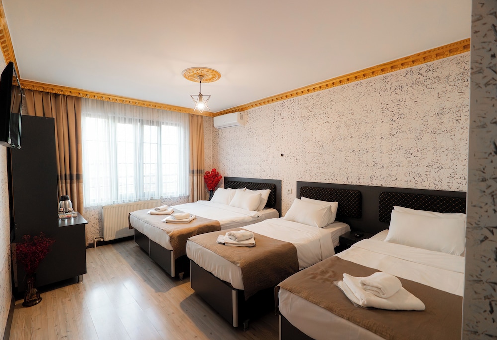 Golden Horn Park Hotel 12/49