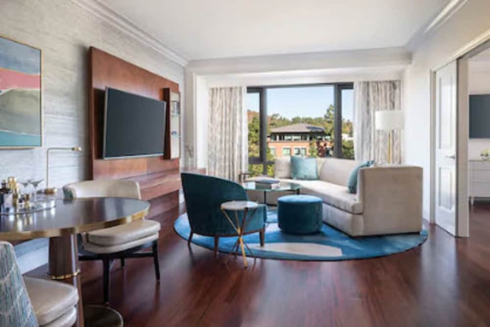 Four Seasons Hotel Westlake Village 31/72