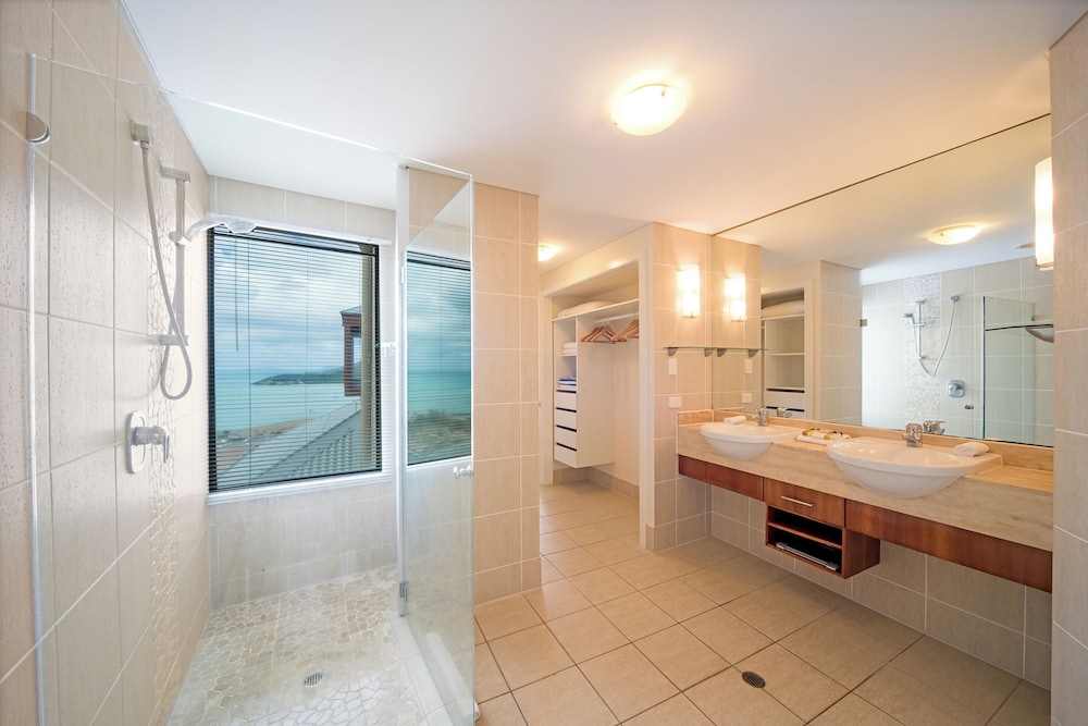 3 Bedrooms, Sub Penthouse, Apartment, Twin Beds, 2 King Beds، Pinnacles Resort Amp Spa 2/2