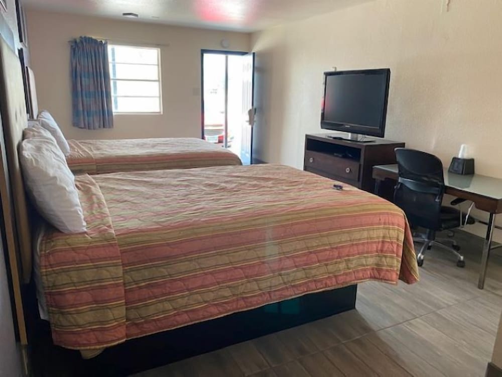 El Tejas Motel 7/20