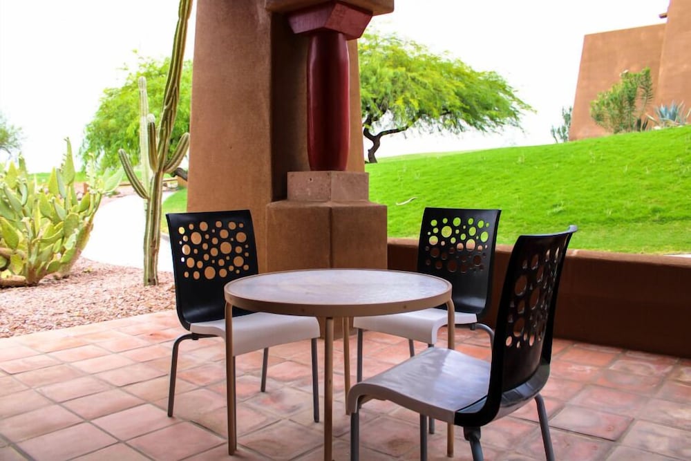 Gold Canyon Golf Resort & Spa 24/50