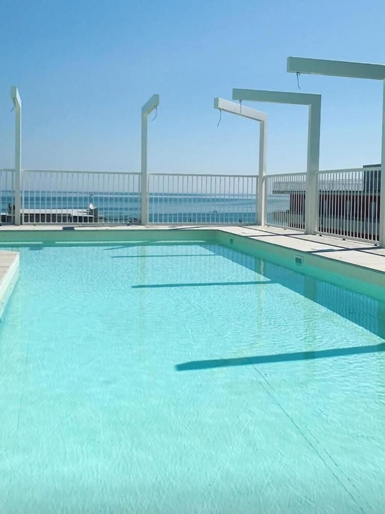 Residence Ten Suite 23/40