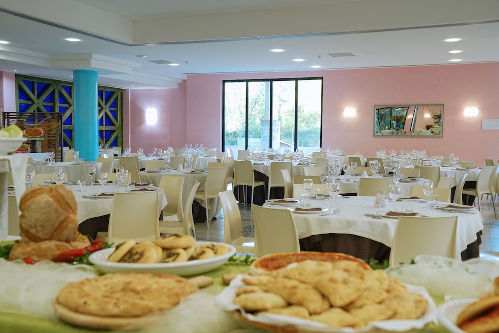 Villaggio Club Giardini d’Oriente 17/49