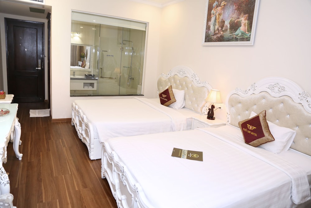 Tuyet Son Hotel 28/68