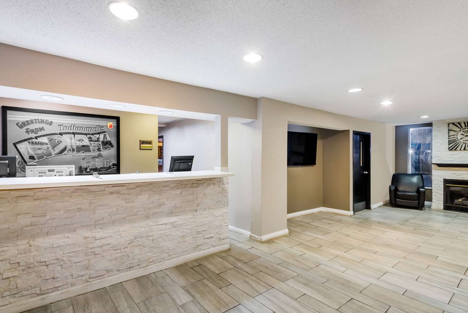 Super 8 By Wyndham Indianapolis/Ne/Castleton Area 2/15