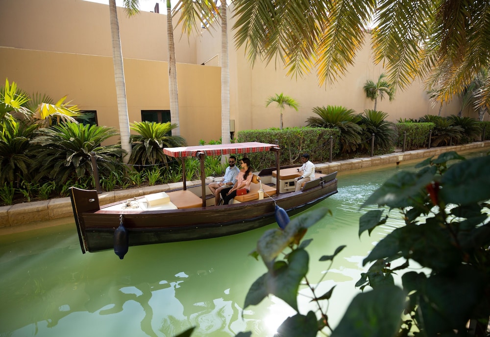Shangri La Qaryat Al Beri 39/77