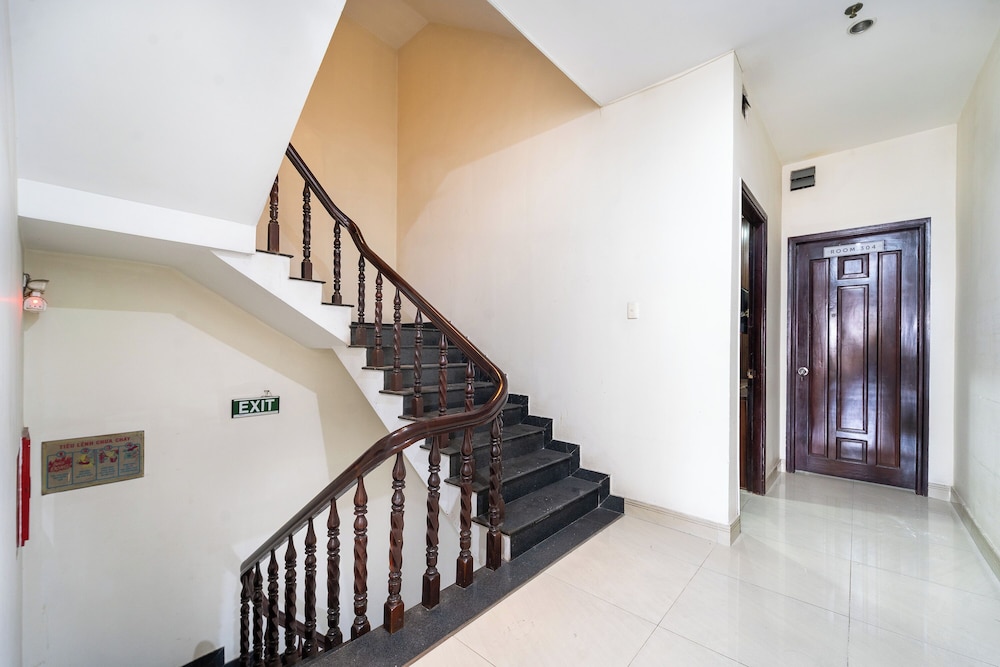 Collection O District 10 Near Van Hanh Hospital Formerly Lan Rung Hotel 34/39