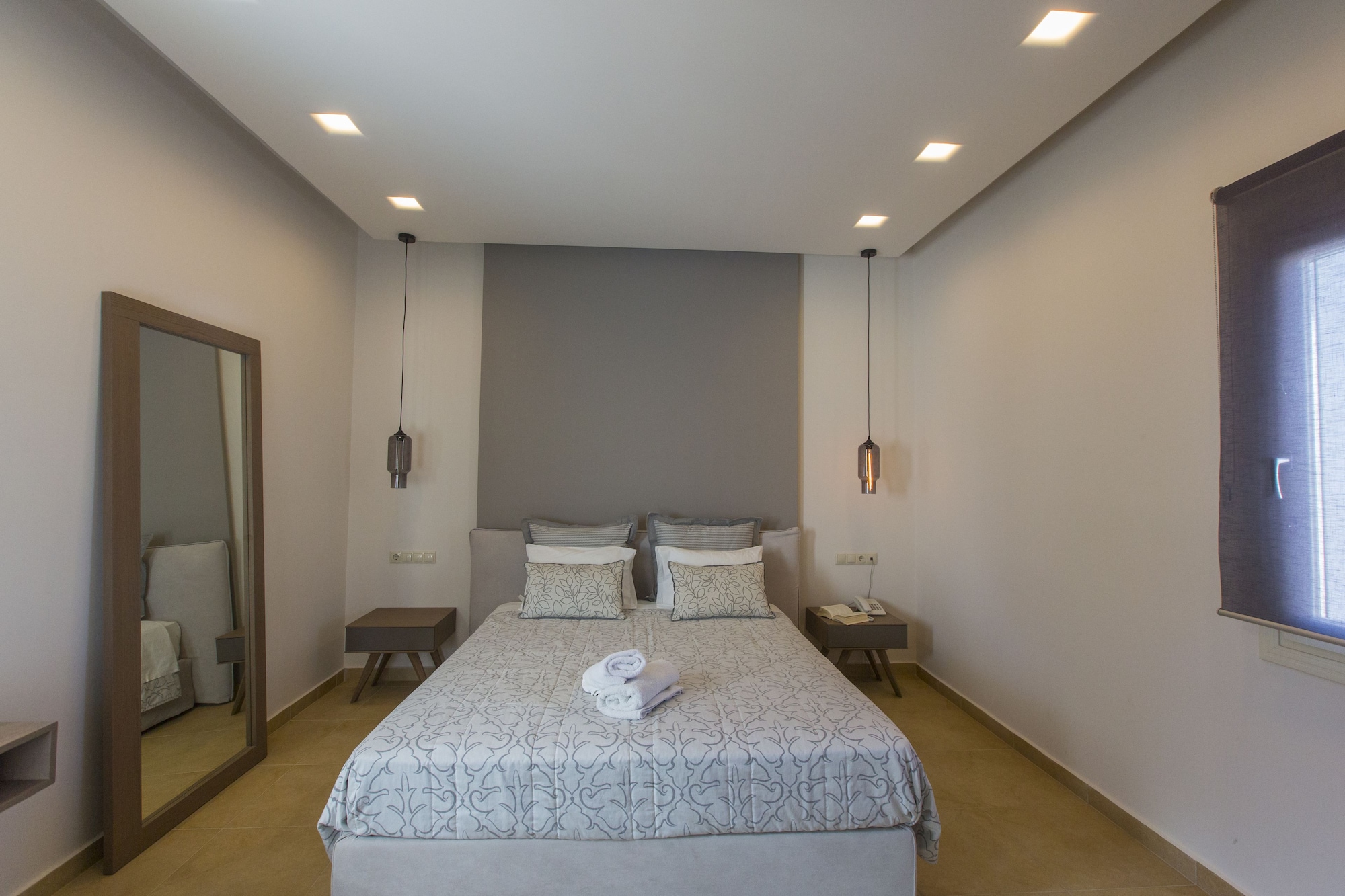 HONEYMOON, SUITE