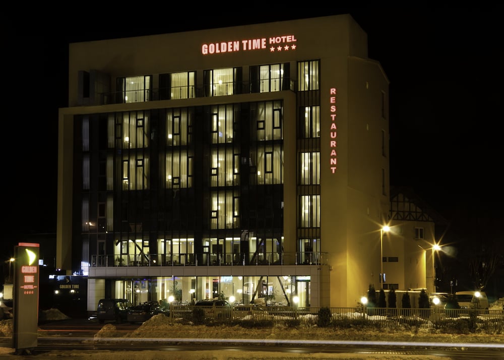 Golden Time Hotel 1/62