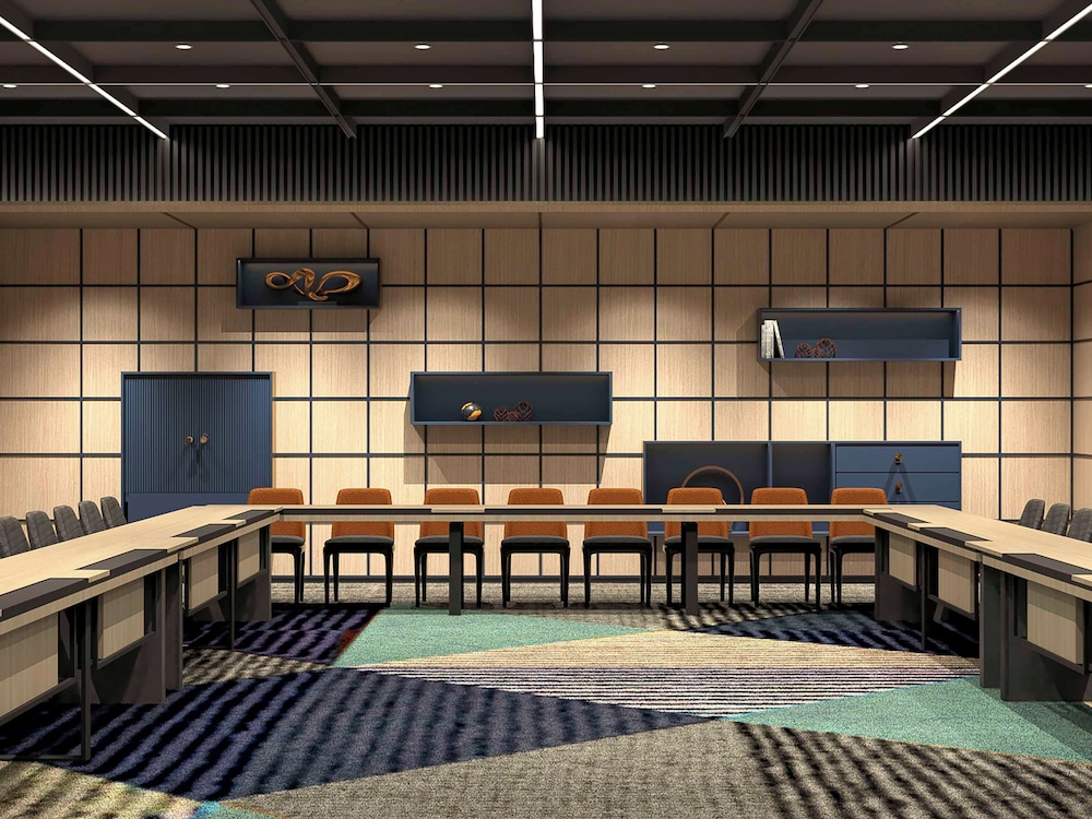 Ibis Surabaya Tidar 15/23