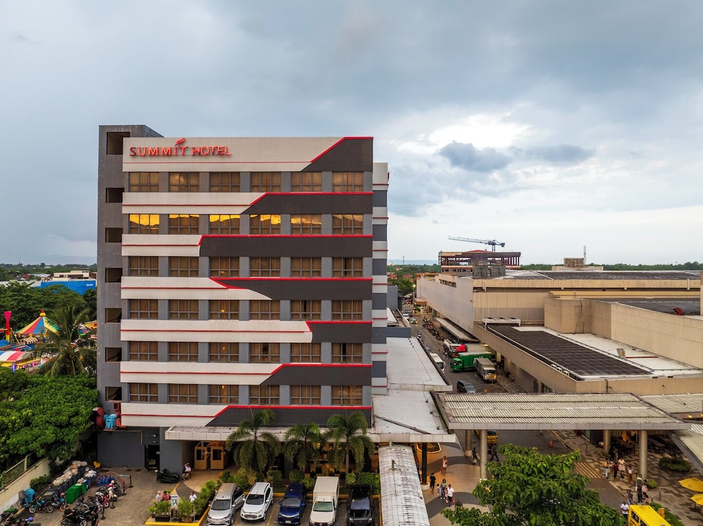 Summit Hotel Tacloban in TACLOBAN