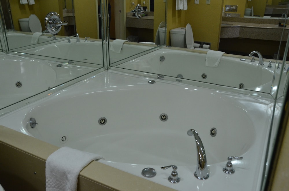 Days Inn by Wyndham Nashville Airport 26/26