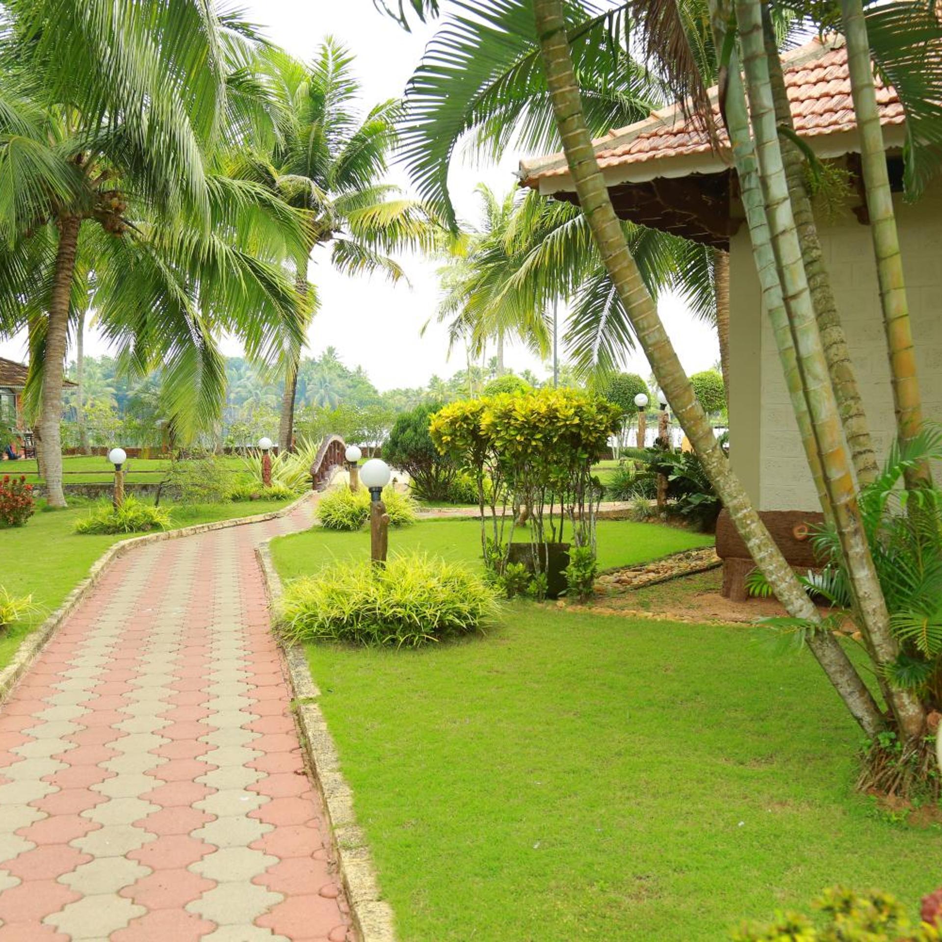 KALATHIL LAKE RESORT 36/55