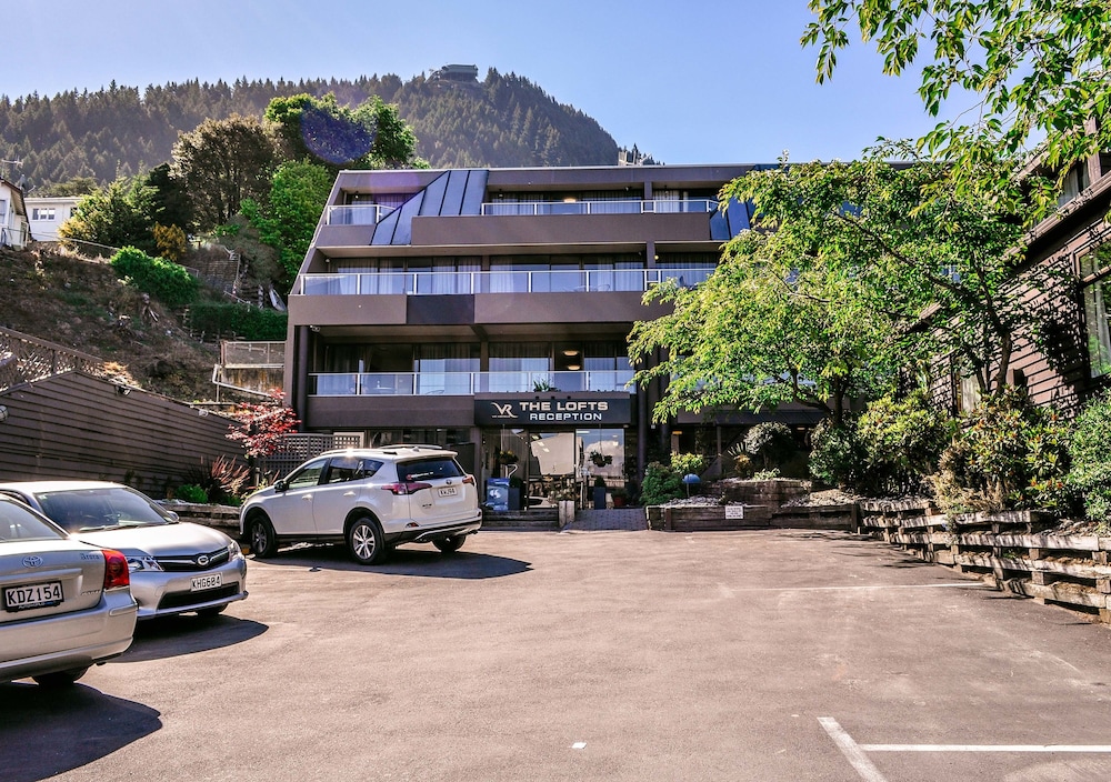 The Lofts Apartments 67/73