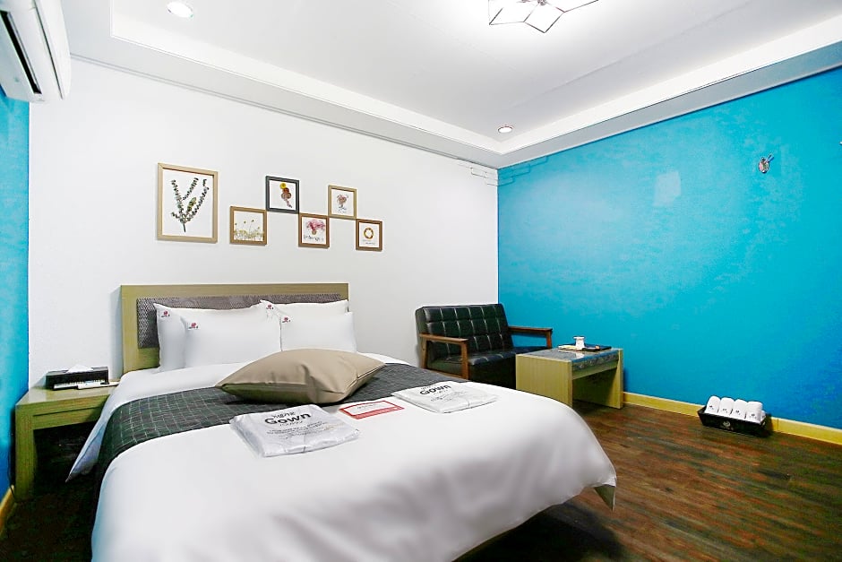 Hotel Mong Chuncheon 13/89