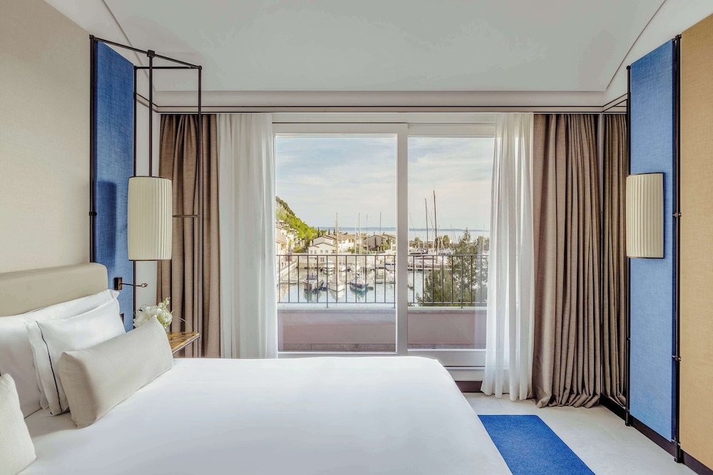 SUITE, WITH EXTRA BED, PANORAMIC VIEW, TERRACE
