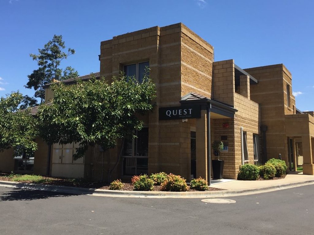 Quest Wagga Wagga 4/34