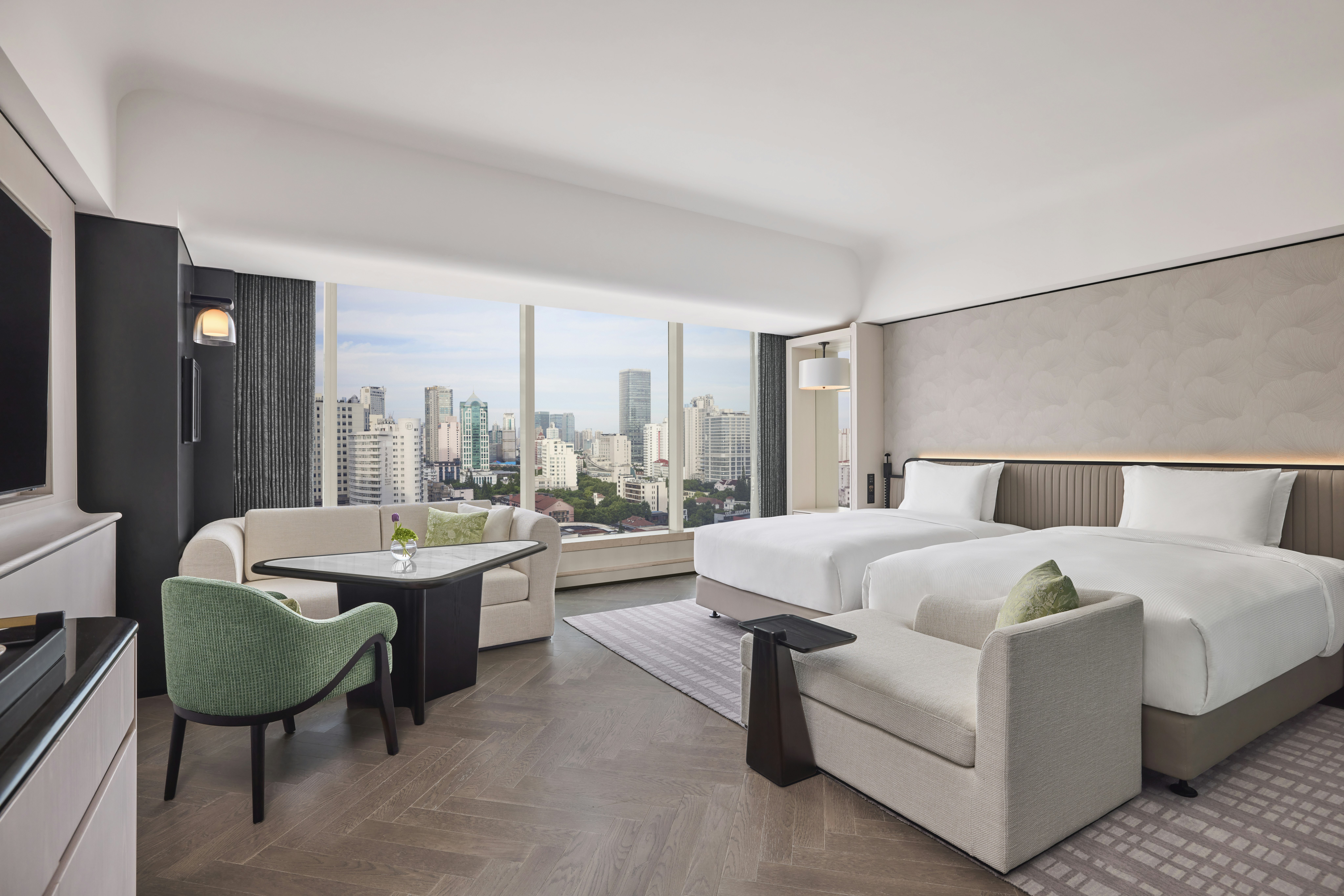 DELUXE, TWIN BEDS