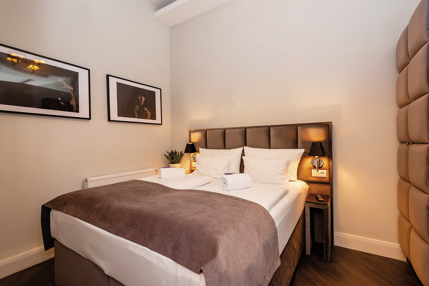 Apartment, King Bed
