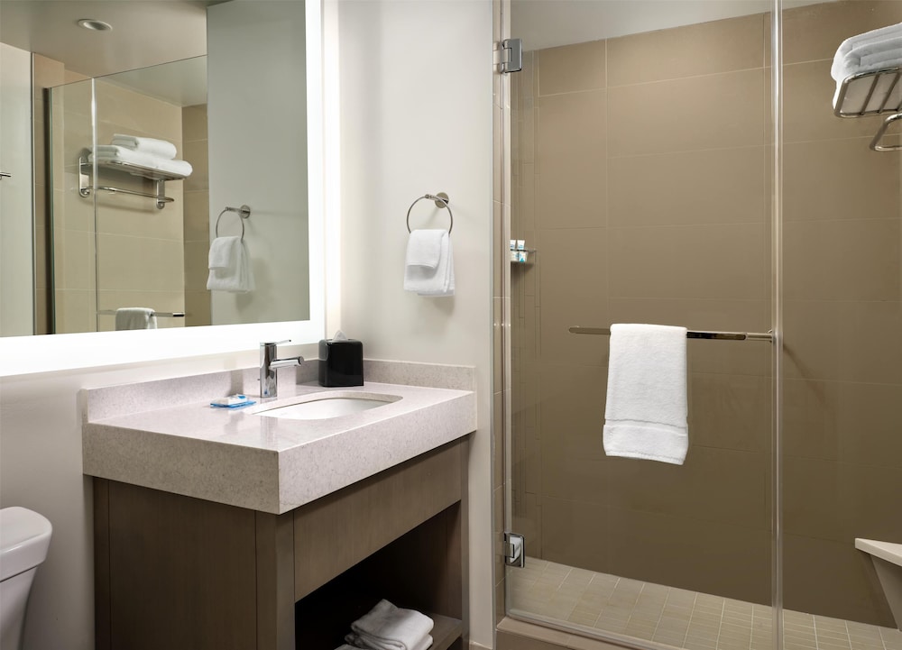 Hyatt House LA University Medical Center 43/48