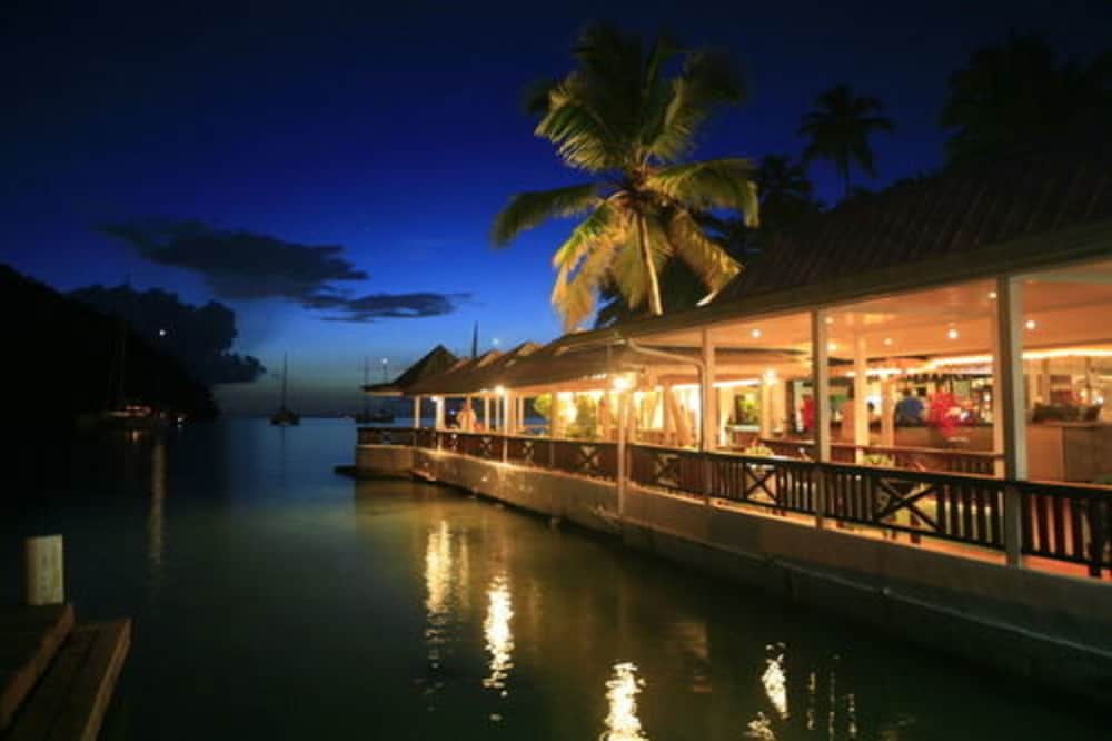 Marigot Beach Club and Dive Resort 6/75