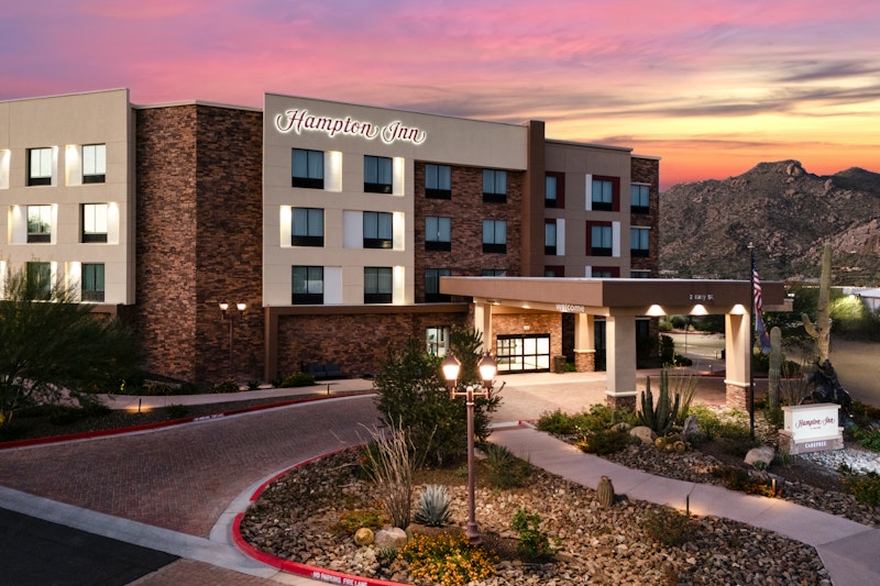 Hampton Inn Carefree 2/21