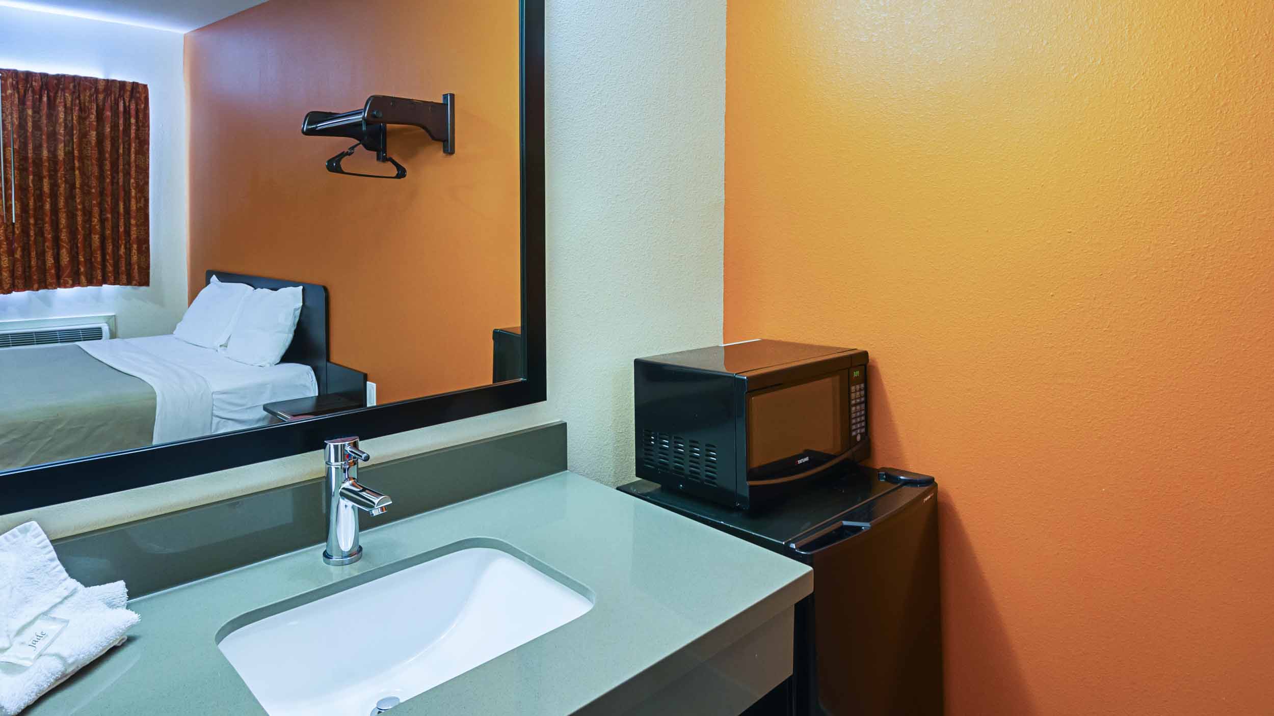 Motel6 Hesperia, CA - East 33/34