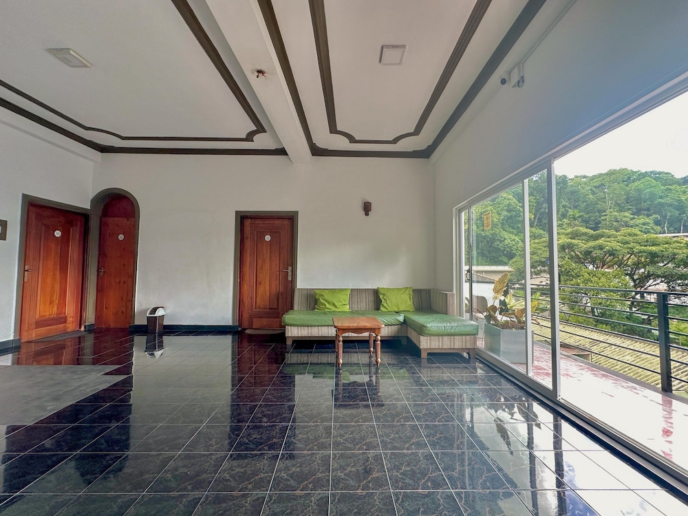 Forest Villa 35/50