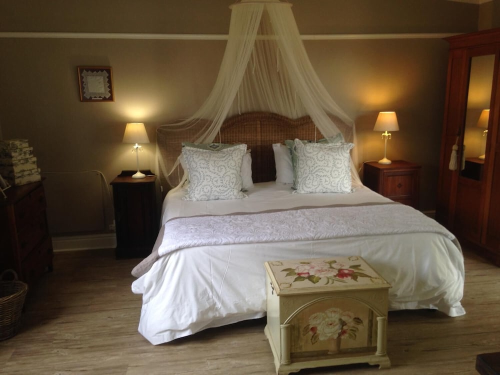 Happy Lands Self Catering/B&B 7/48