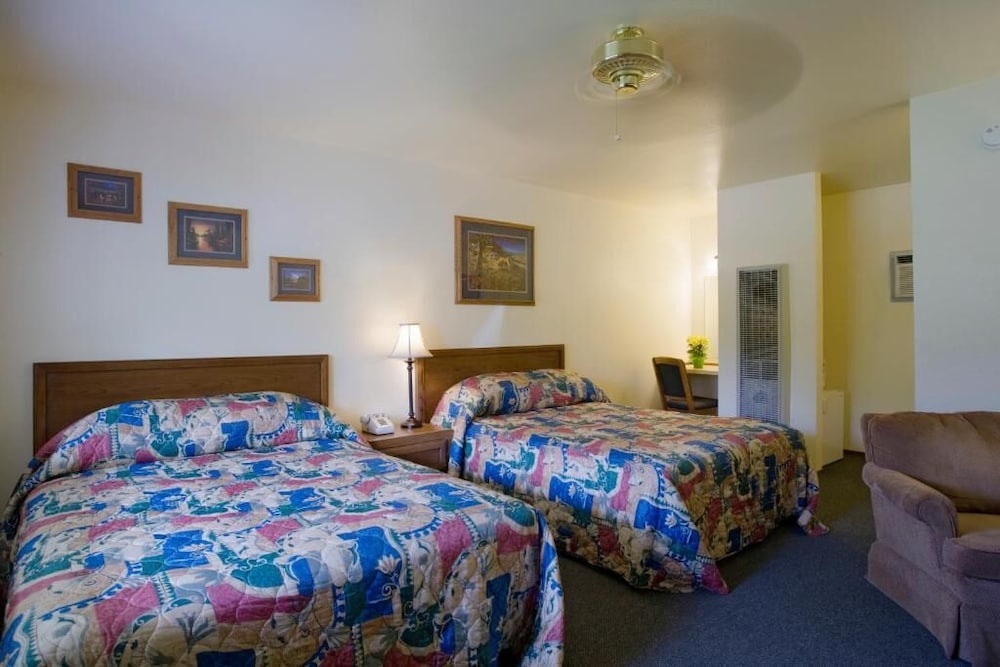 Lazy J Ranch-Americas Best Value Inn 25/52