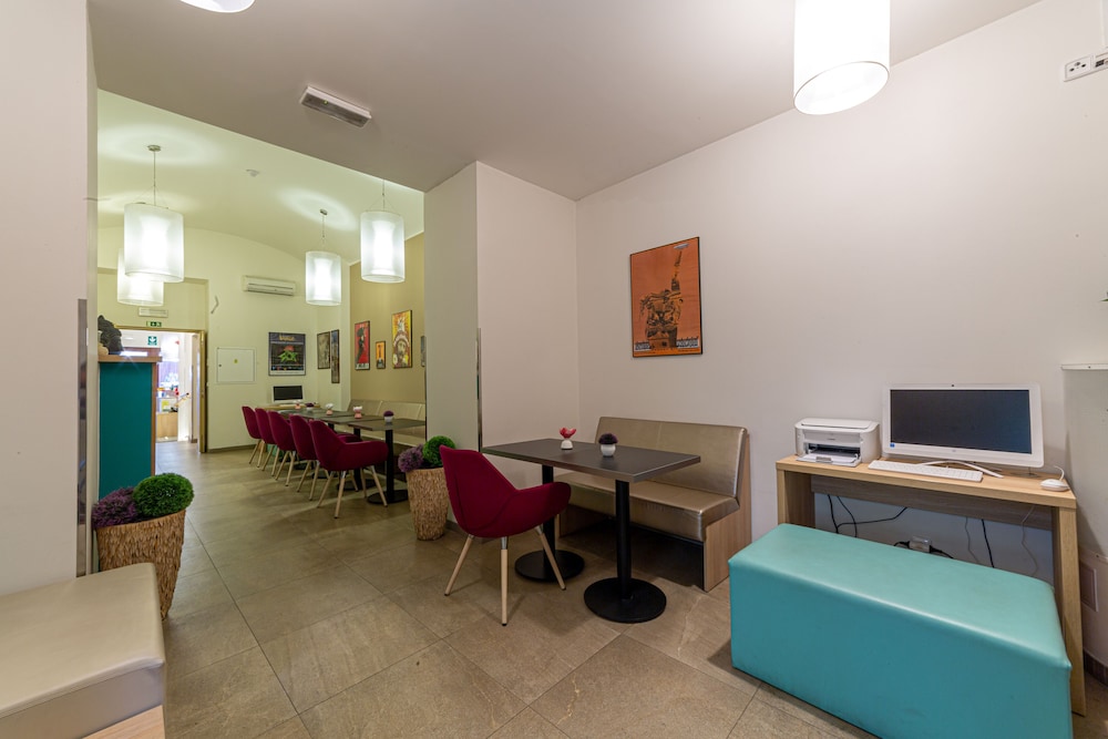 Salvator Boutique Hotel 45/57