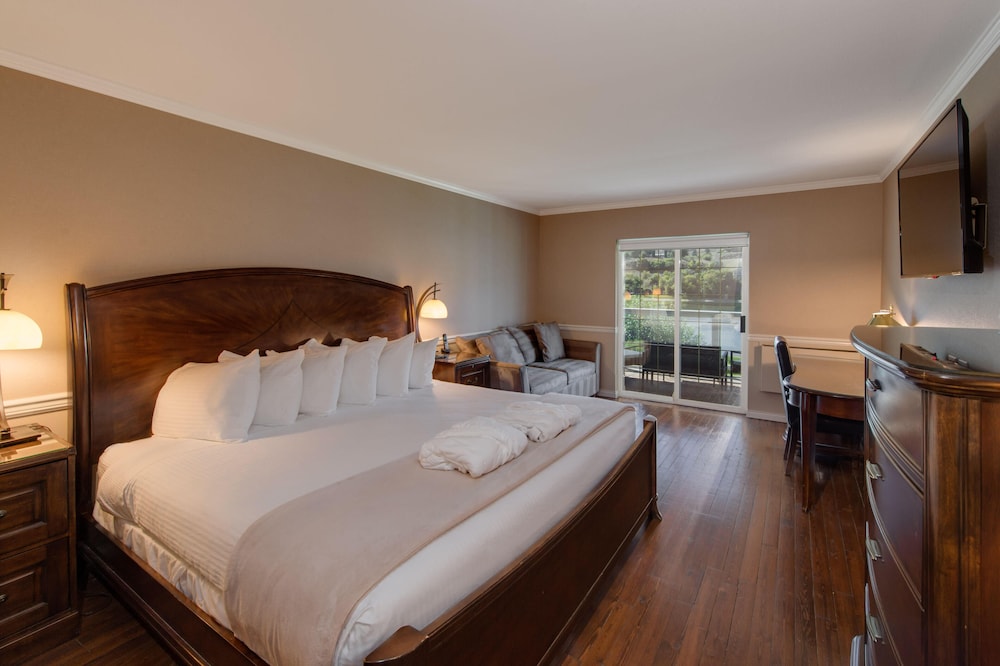 South Thompson Inn 22/69