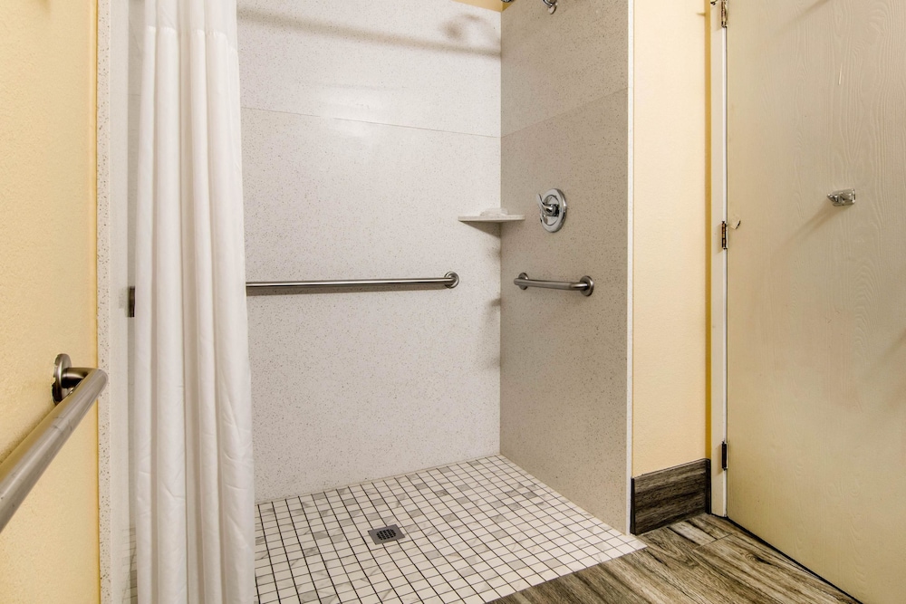Quality Inn & Suites Albany Corvallis 27/28