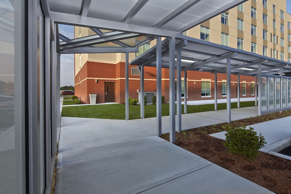 Hyatt Place Warwick/Providence Airport 1/58