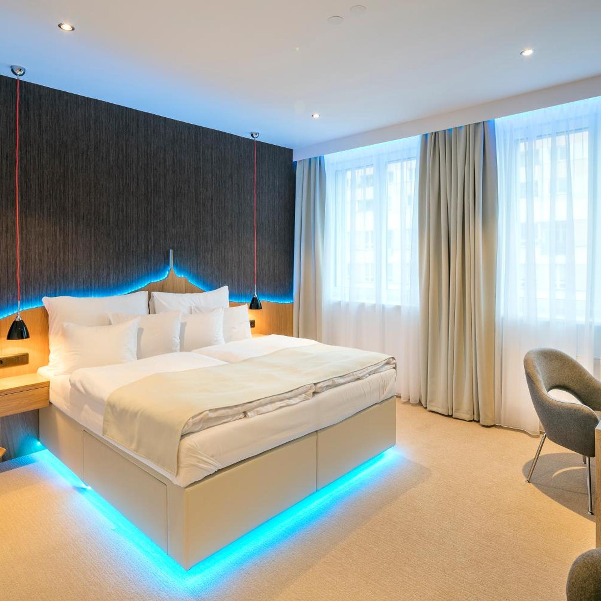 Design, Premium, Double Bed, Hot Tub, North Wing