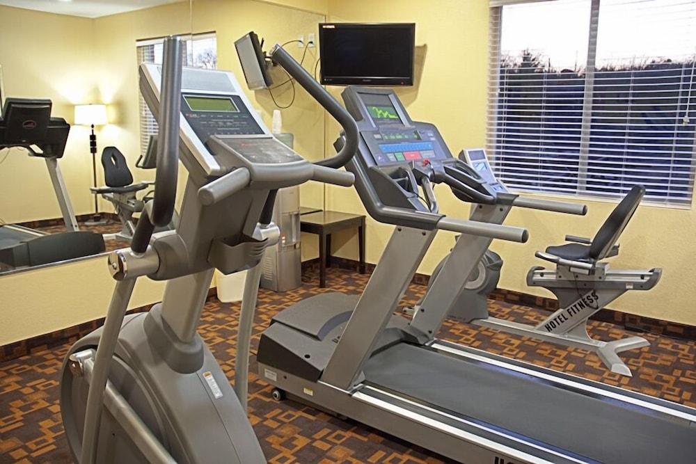 Best Western Bowie Inn and Suites 27/43