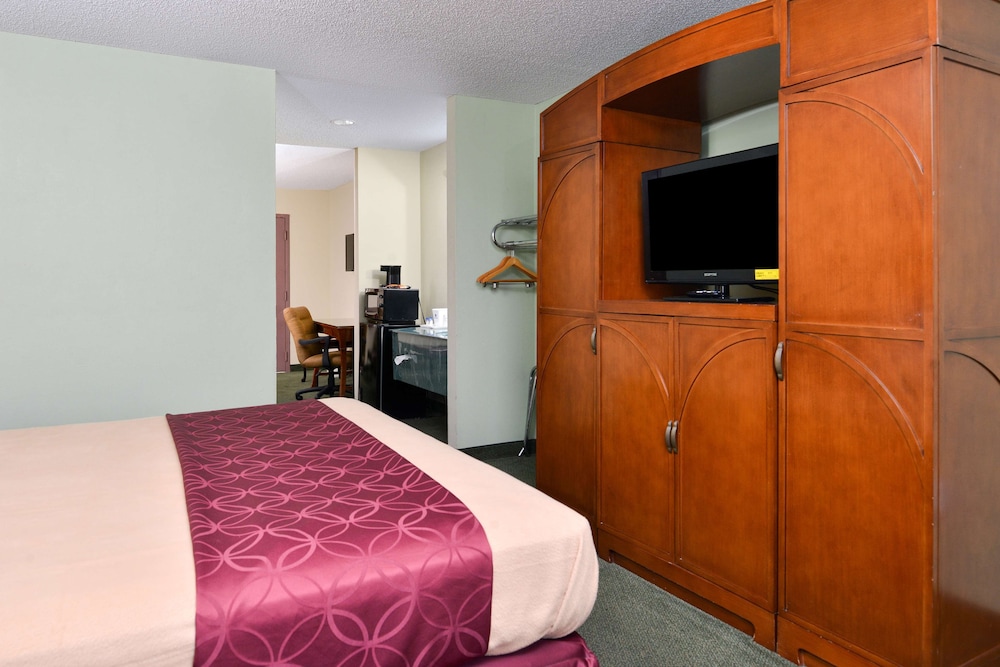 Americas Best Value Inn Gonzales 14/38