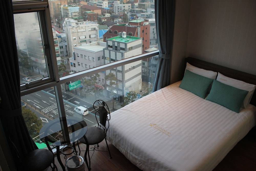 Myeongdong Merlin Hotel 20/65