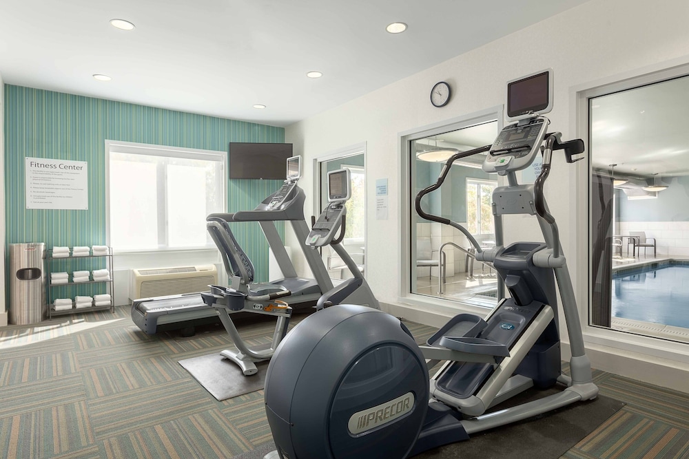 Holiday Inn Express Hotel and Suites Binghamton University-Vestal 29/52
