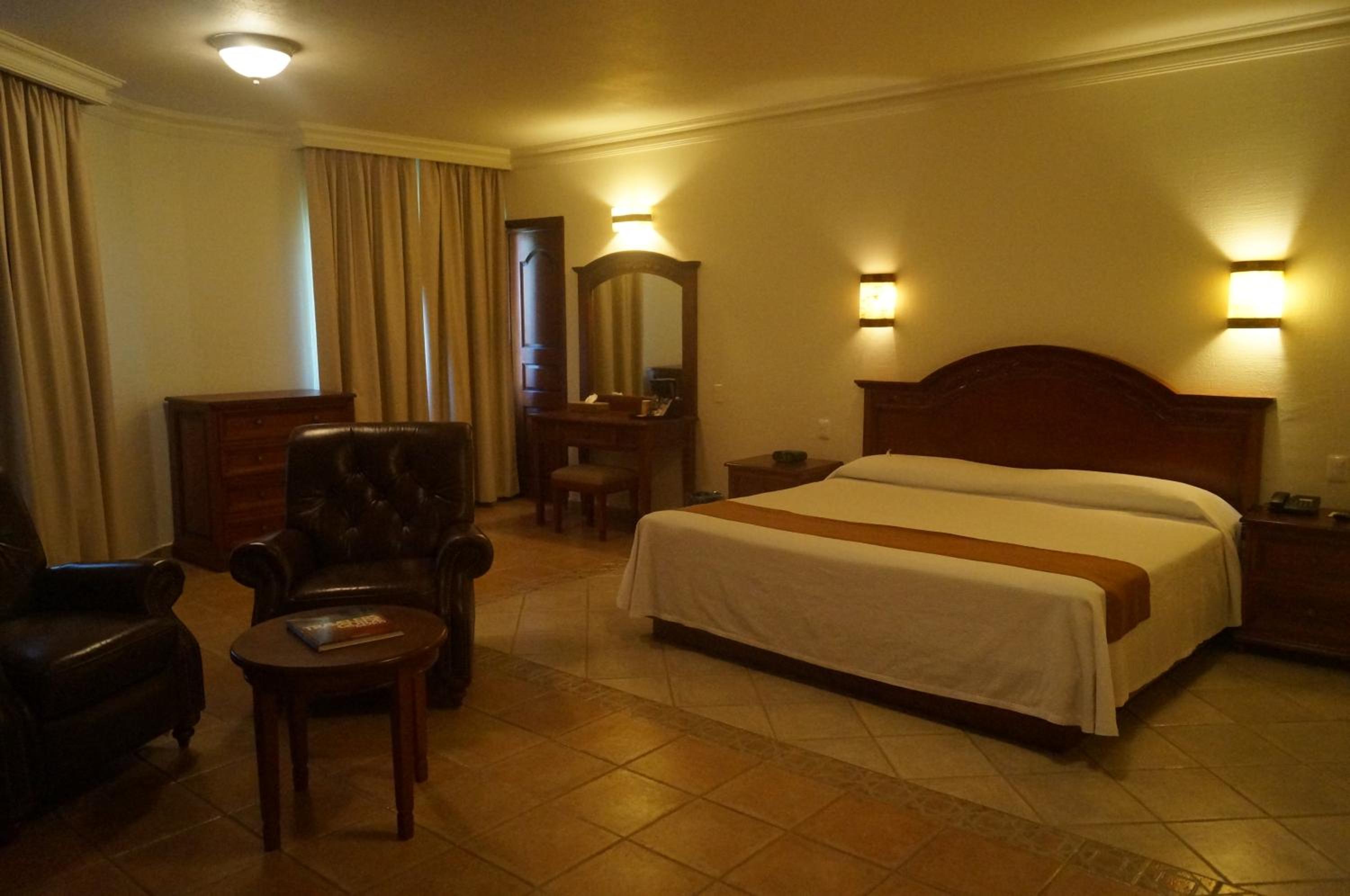 Room, King Bed