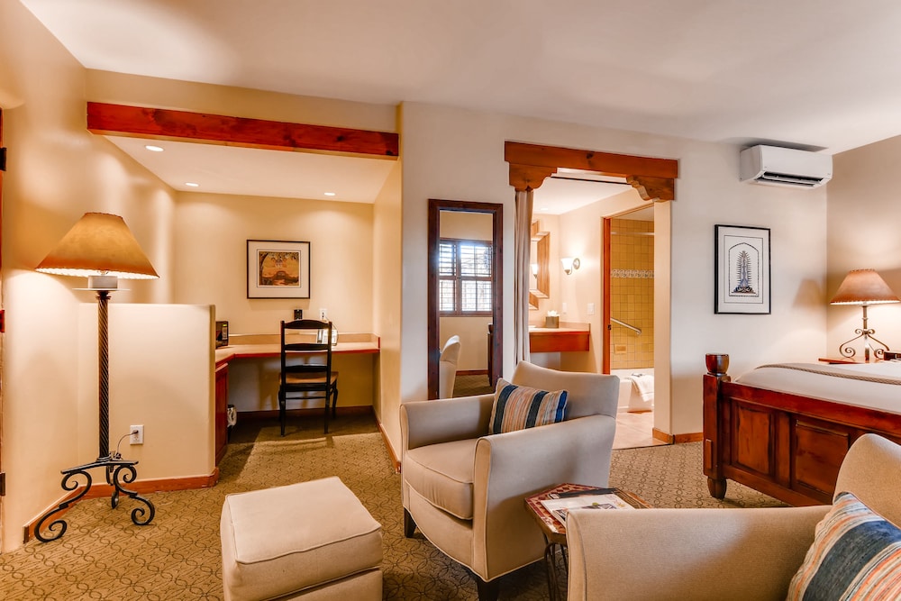 Old Santa Fe Inn 63/64