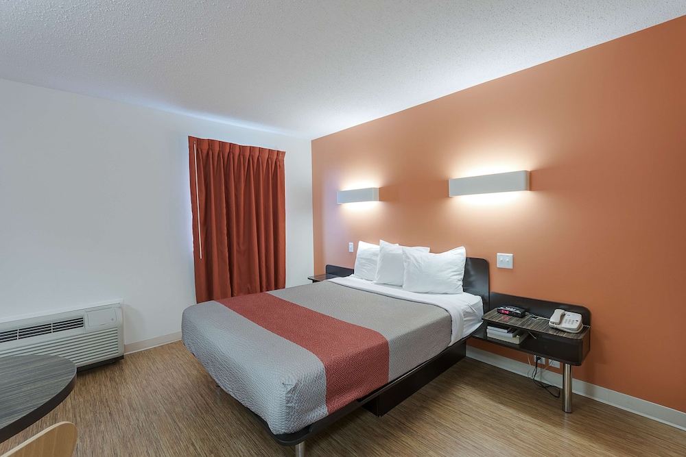 Motel6 Brandon, MB 27/46