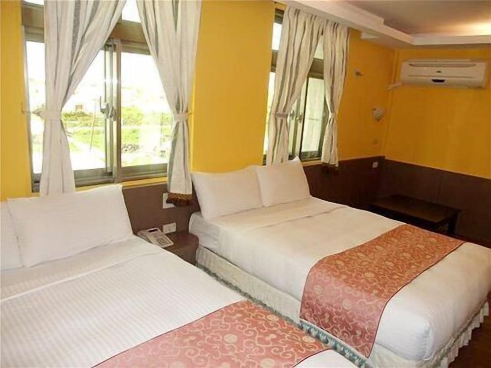 Toong Hsiang Hotel 4/44
