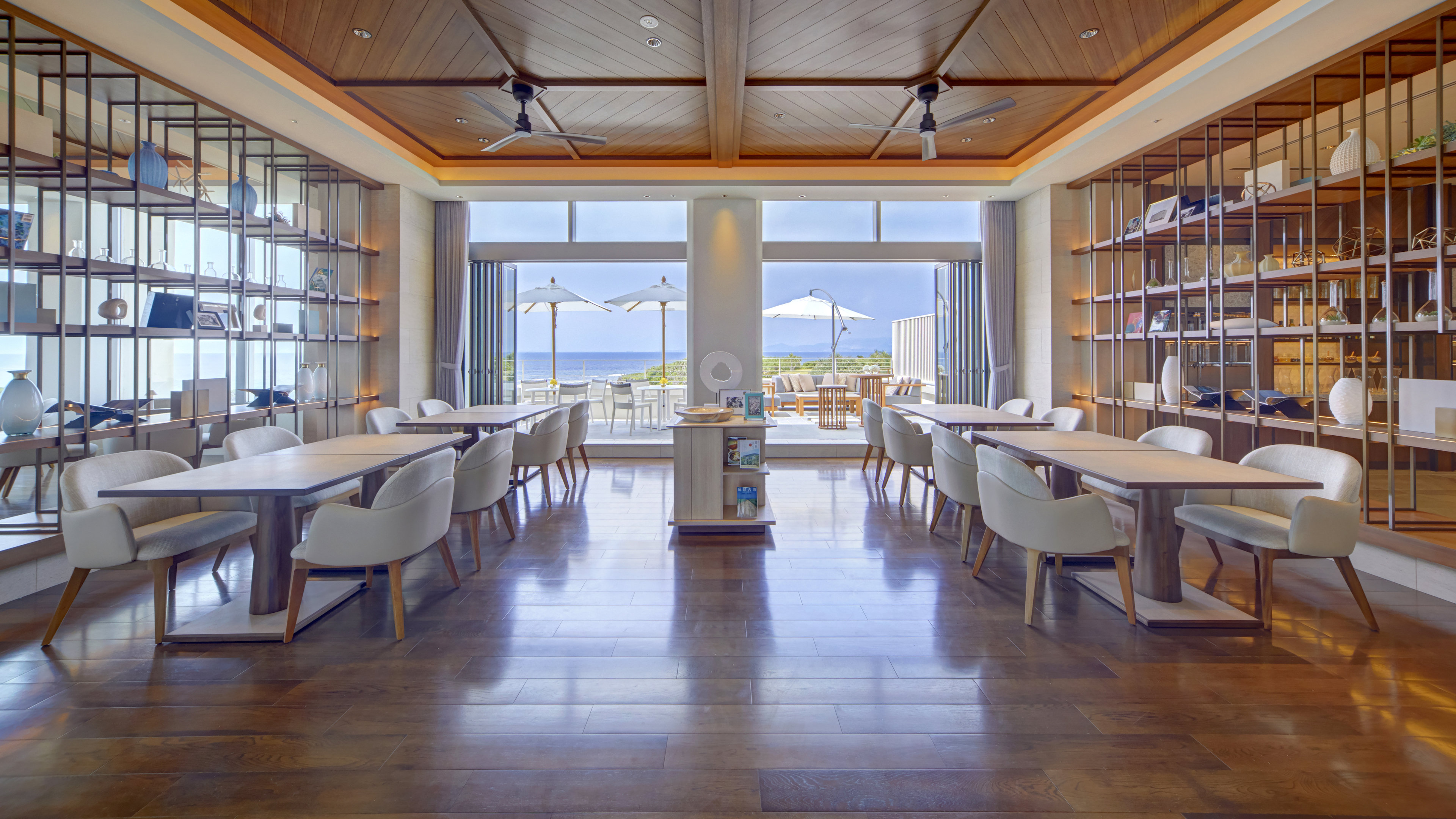 Ana Intercontinental Manza Beach Resort 52/77