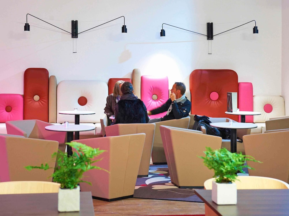 MERCURE CHOLET CENTRE 10/48