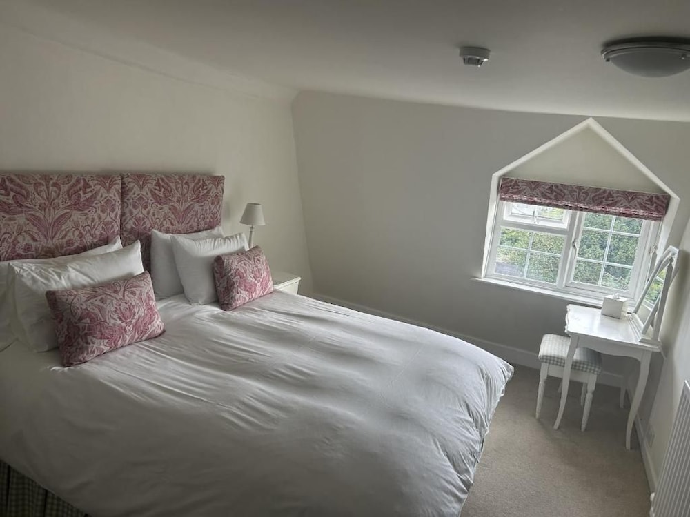 The Heritage Bed & Breakfast 6/26