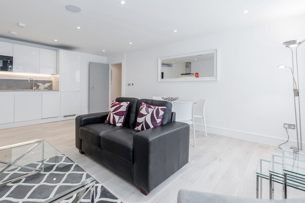 Roomspace Apartments -Walpole Court 28/50
