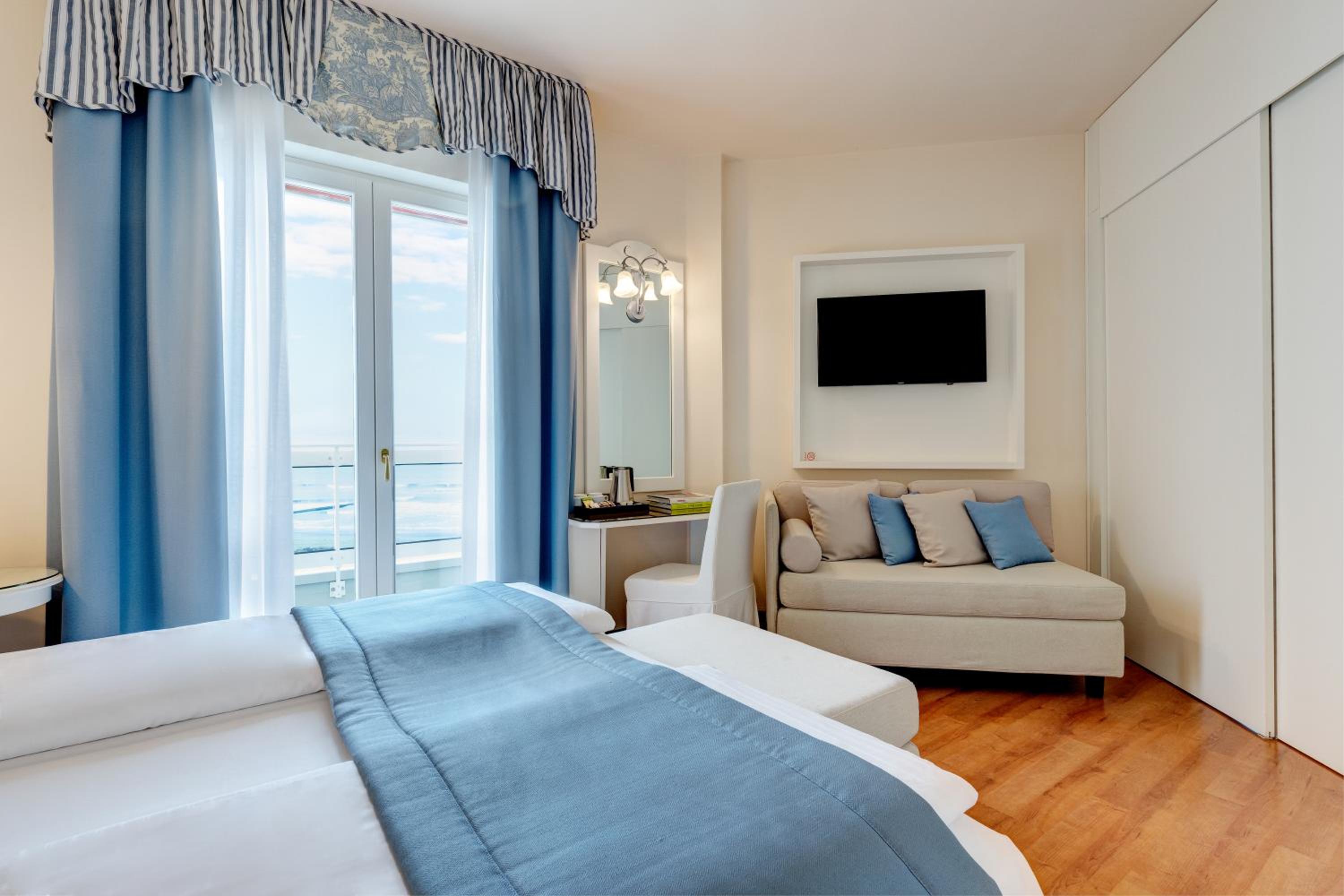 Room, Double Bed, Full Sea View